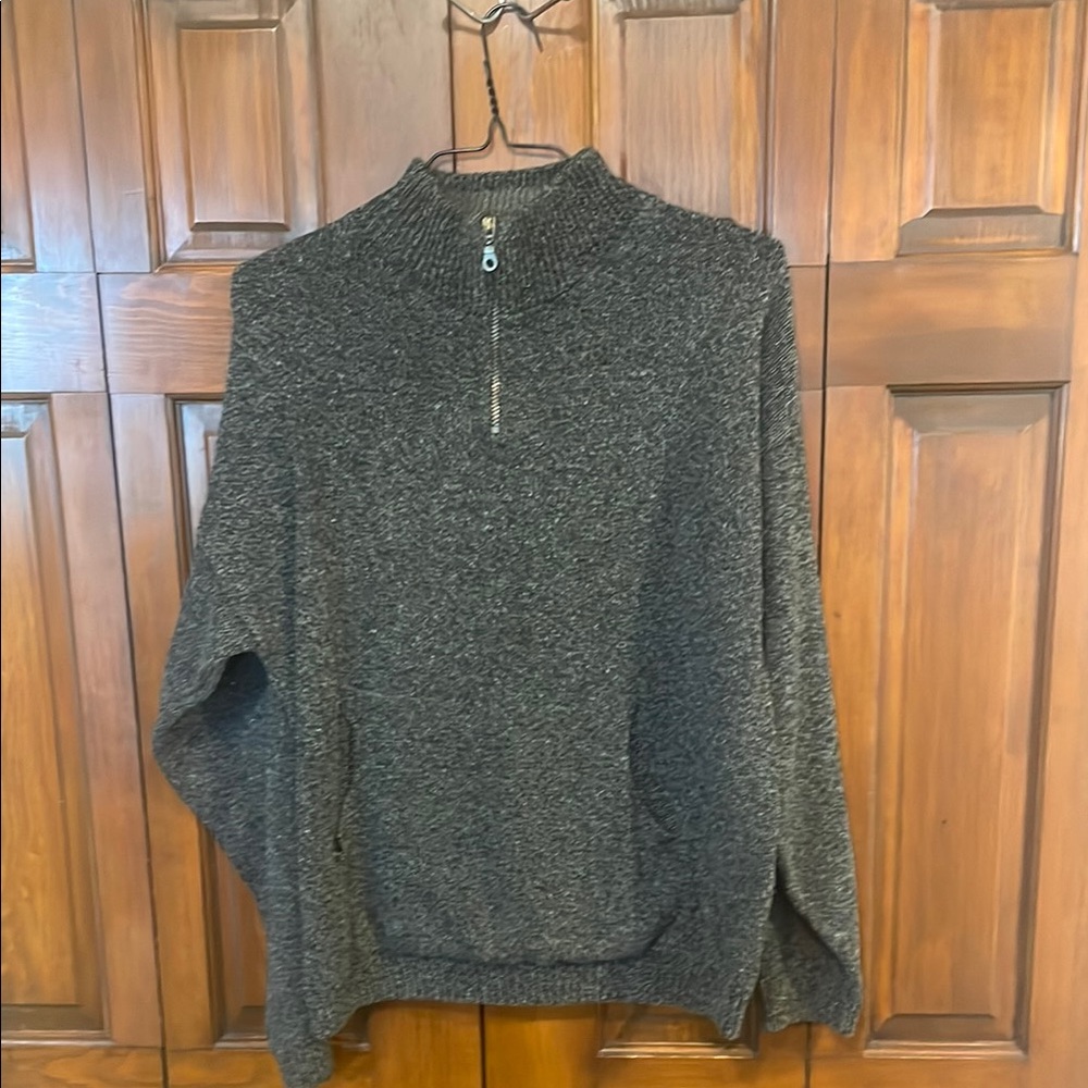 Vintage (90’S) Liberty Men’s Pull Over Zip Up Gray Sweater. Size M. Retail $80.